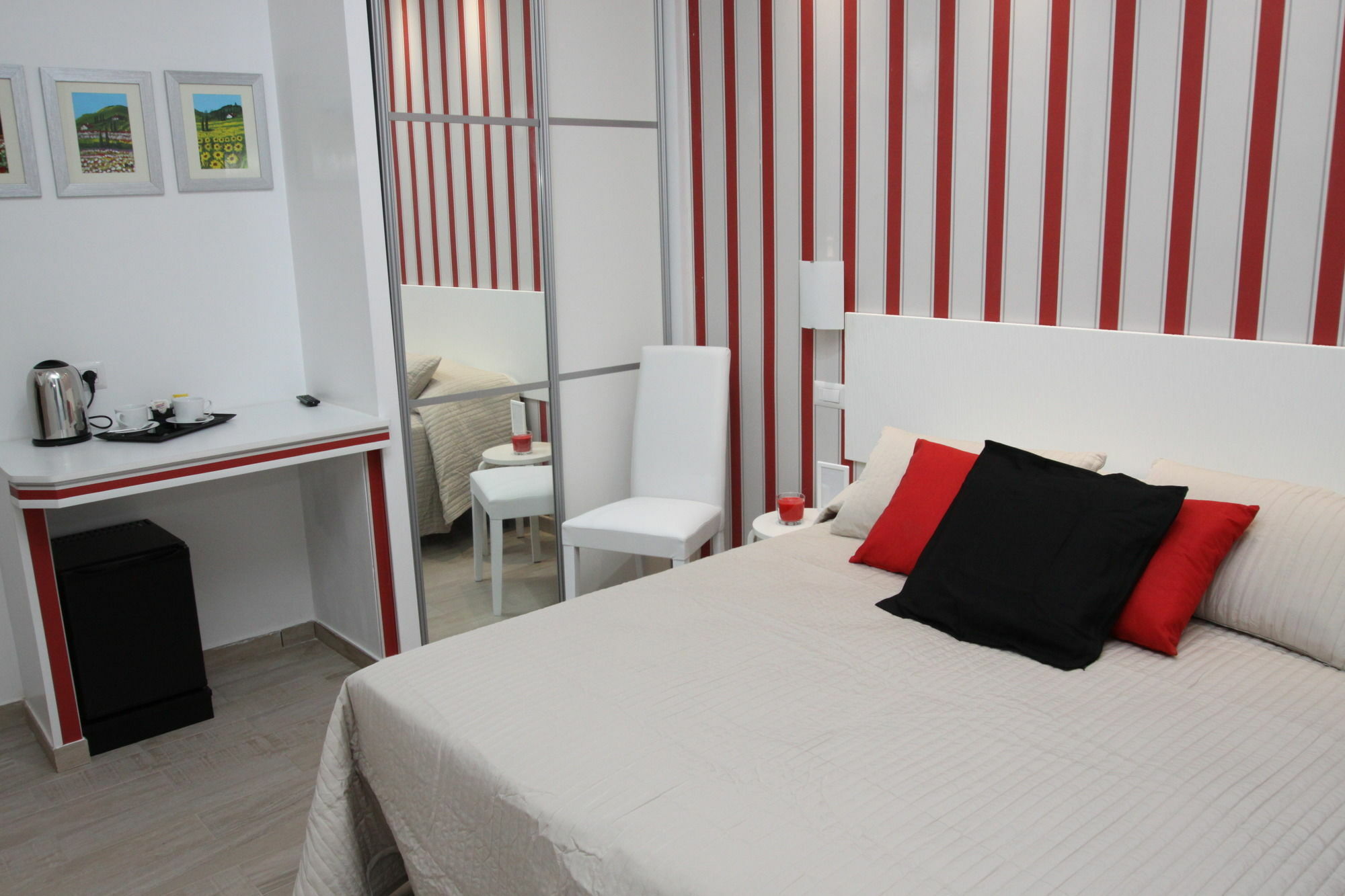 Interno 2 Roma Hotel Екстериор снимка