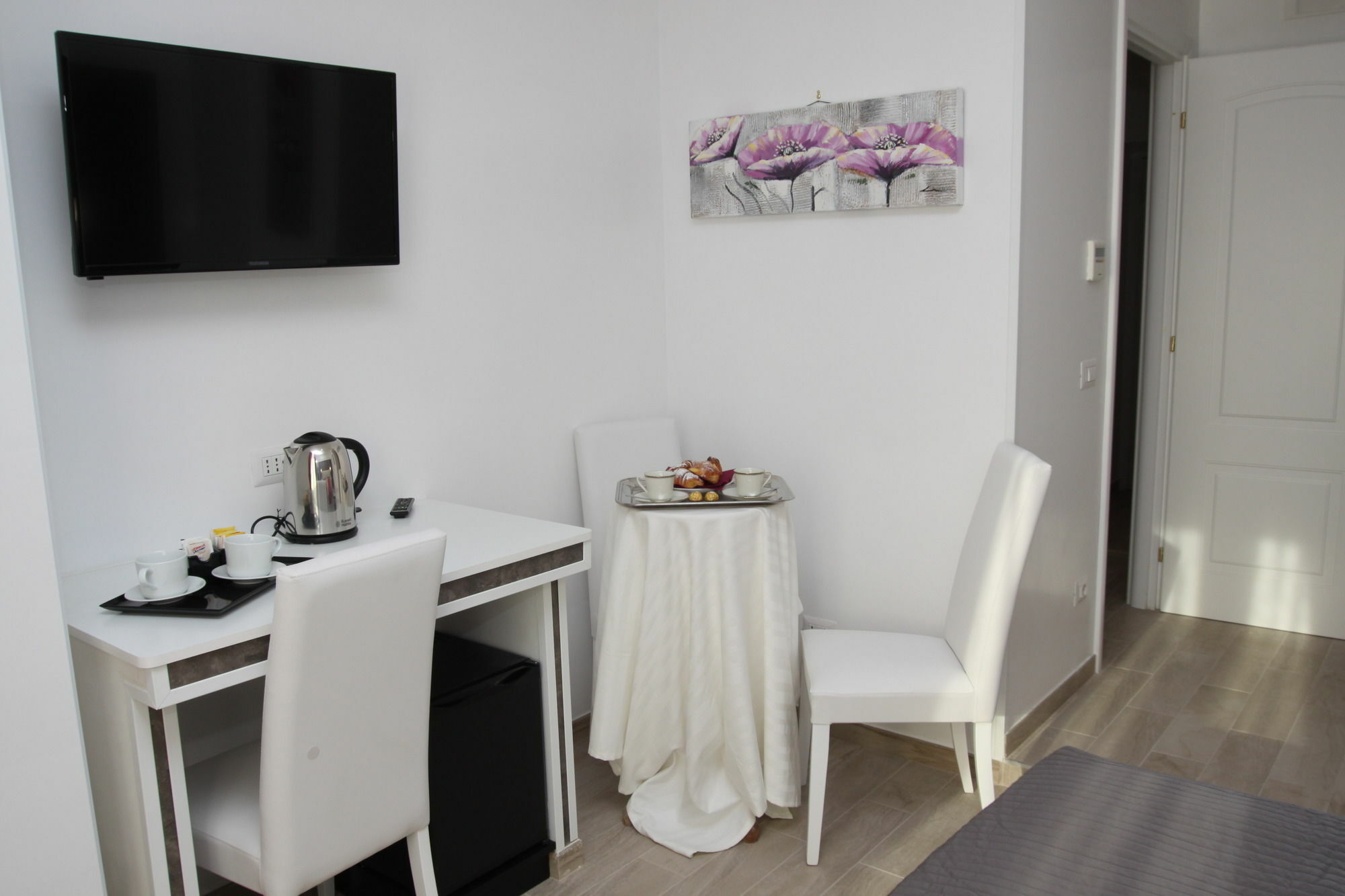 Interno 2 Roma Hotel Екстериор снимка